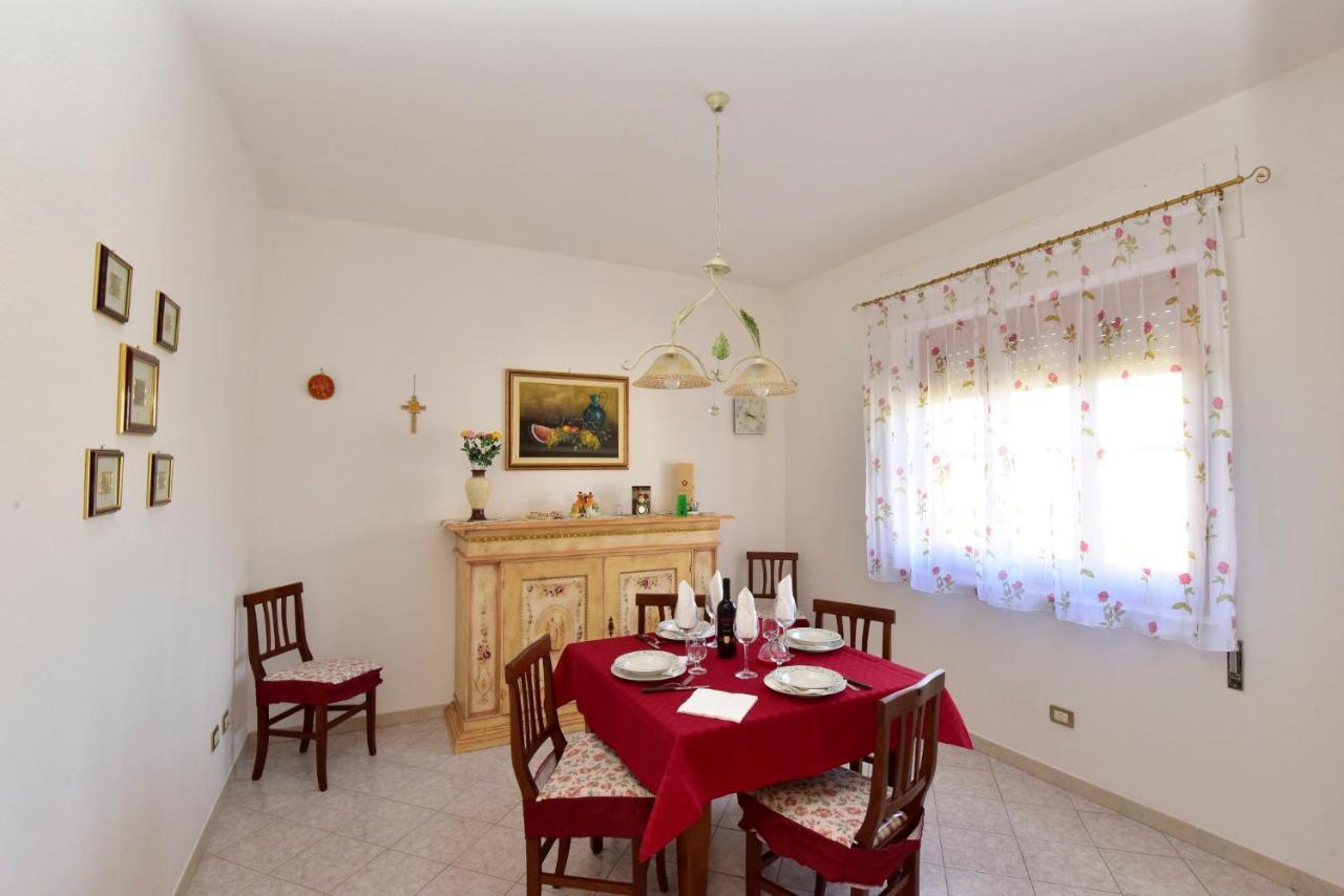 Appartamento Vacanza Mogoro Buitenkant foto