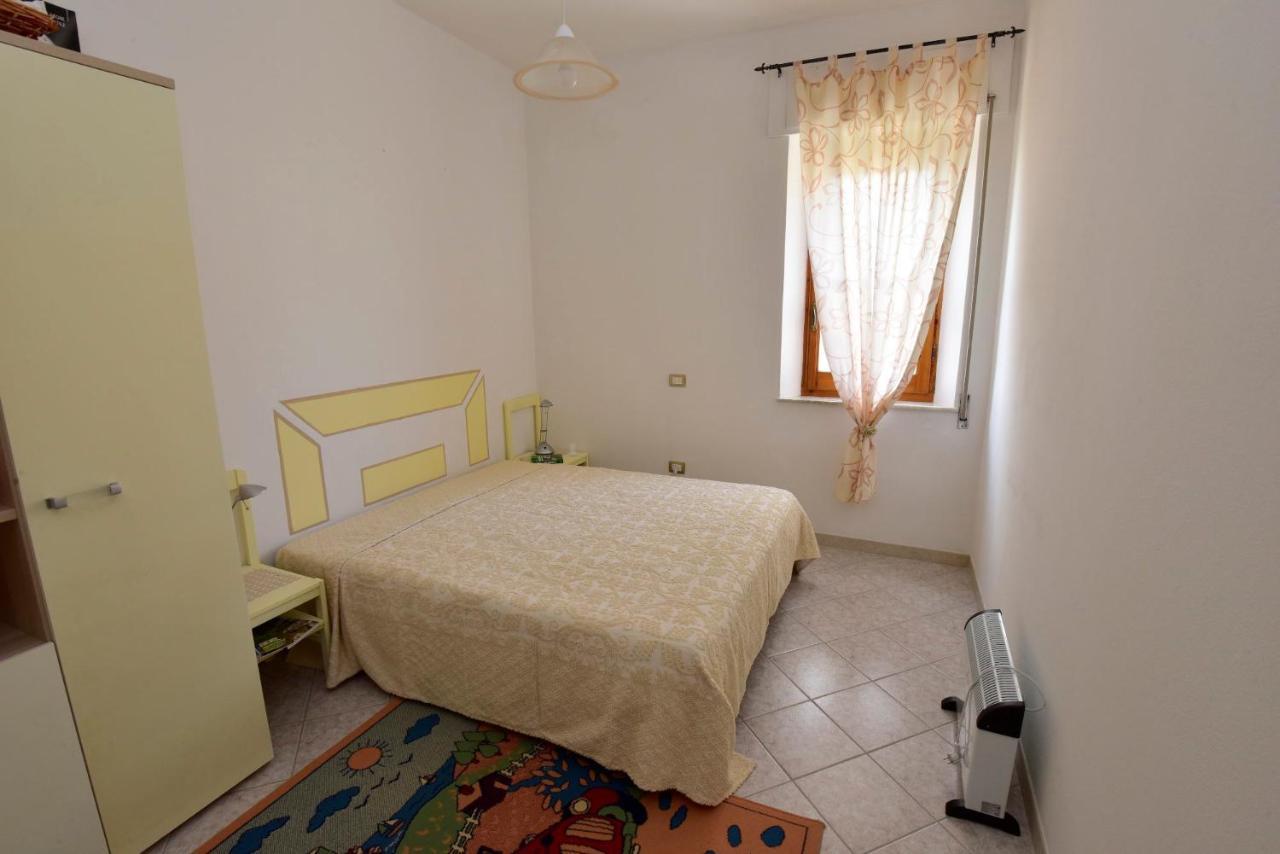 Appartamento Vacanza Mogoro Buitenkant foto