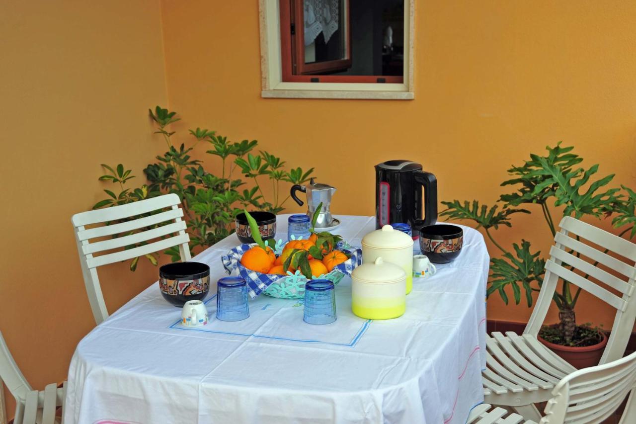 Appartamento Vacanza Mogoro Buitenkant foto
